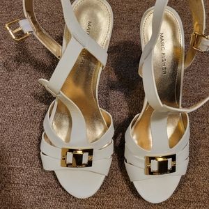 Marc Fisher LTD Varika T Strap Platform Sandal